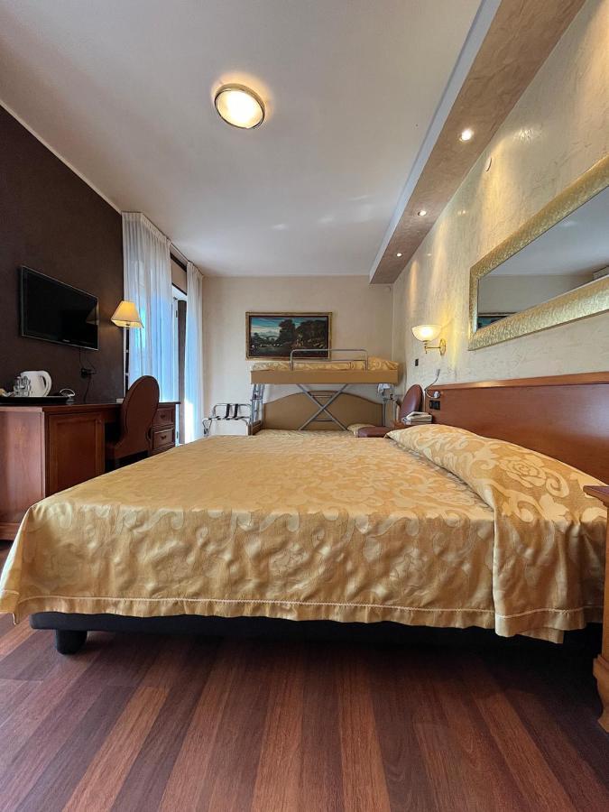 Hotel Regina Grado Dış mekan fotoğraf